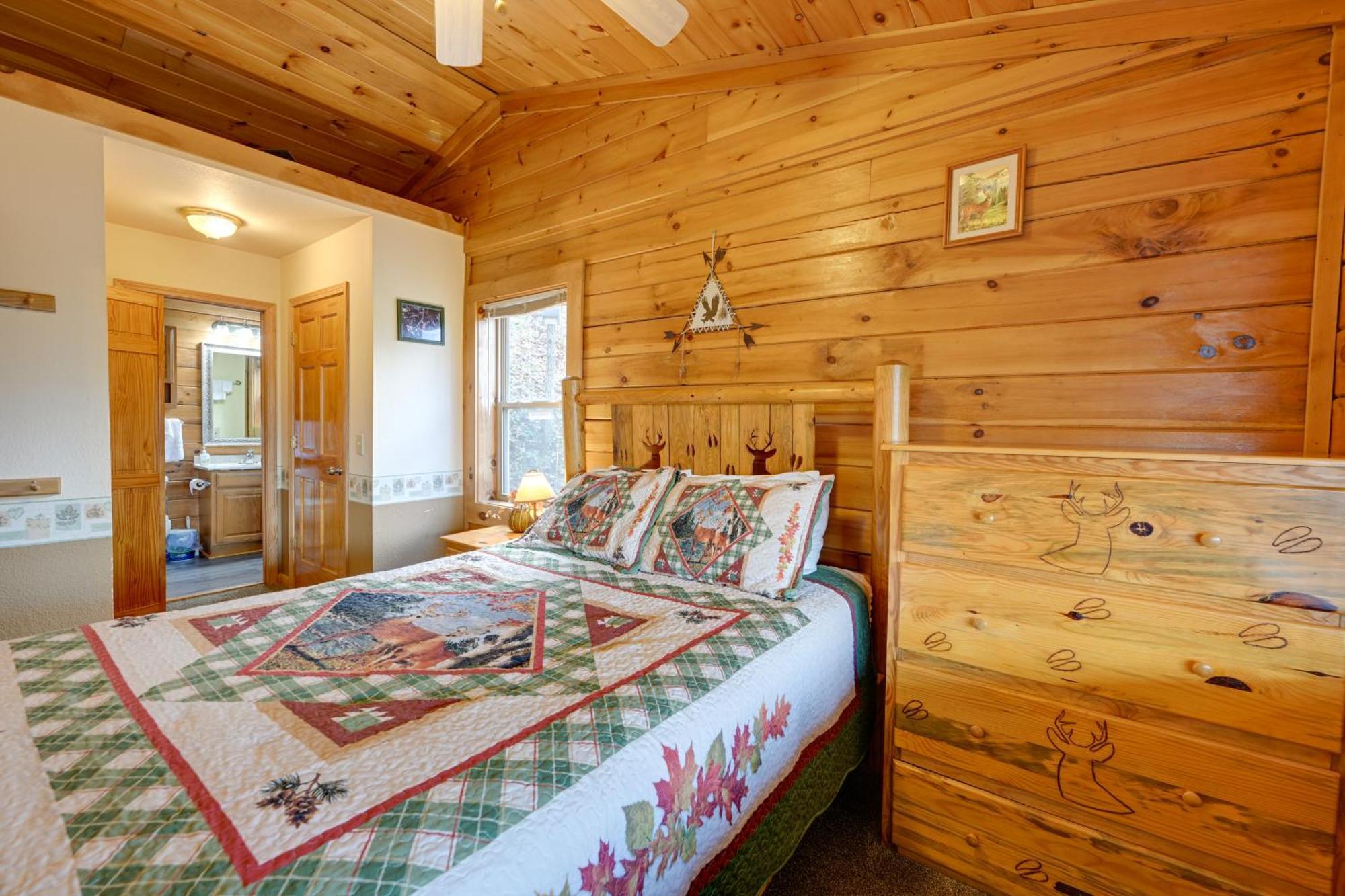 Cozy Deer Glen Cabin With Private Hot Tub And Porch! Bryson City Luaran gambar