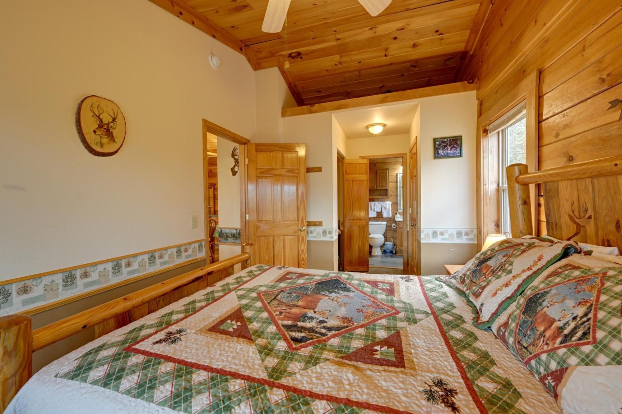 Cozy Deer Glen Cabin With Private Hot Tub And Porch! Bryson City Luaran gambar