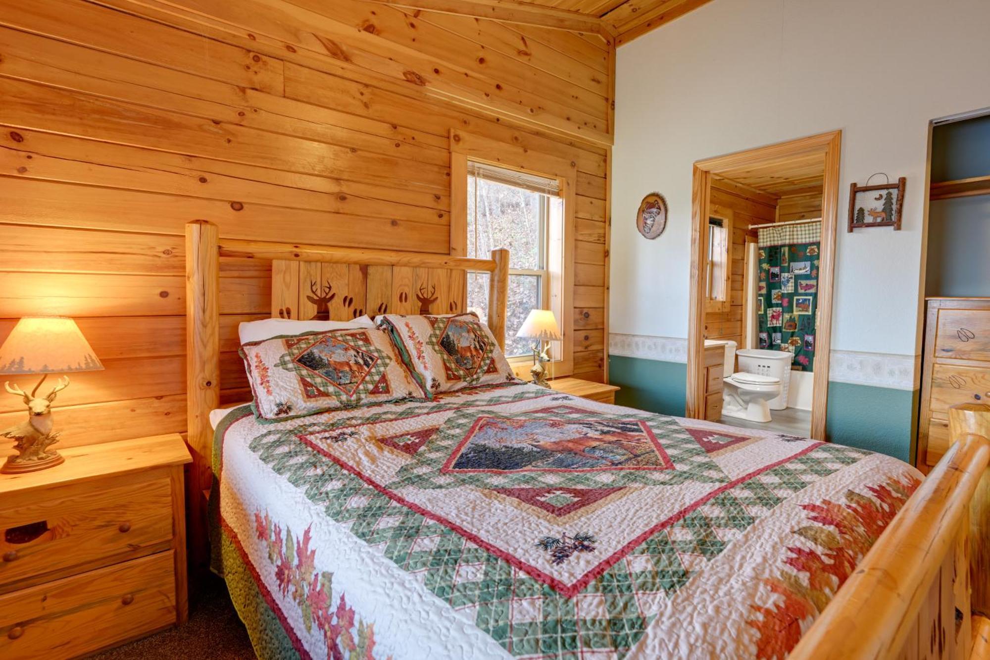 Cozy Deer Glen Cabin With Private Hot Tub And Porch! Bryson City Luaran gambar