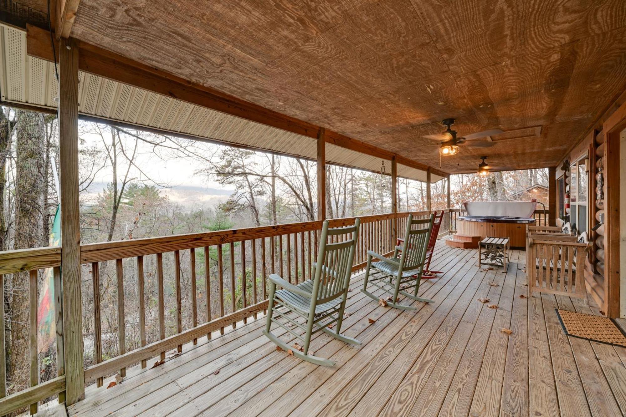 Cozy Deer Glen Cabin With Private Hot Tub And Porch! Bryson City Luaran gambar