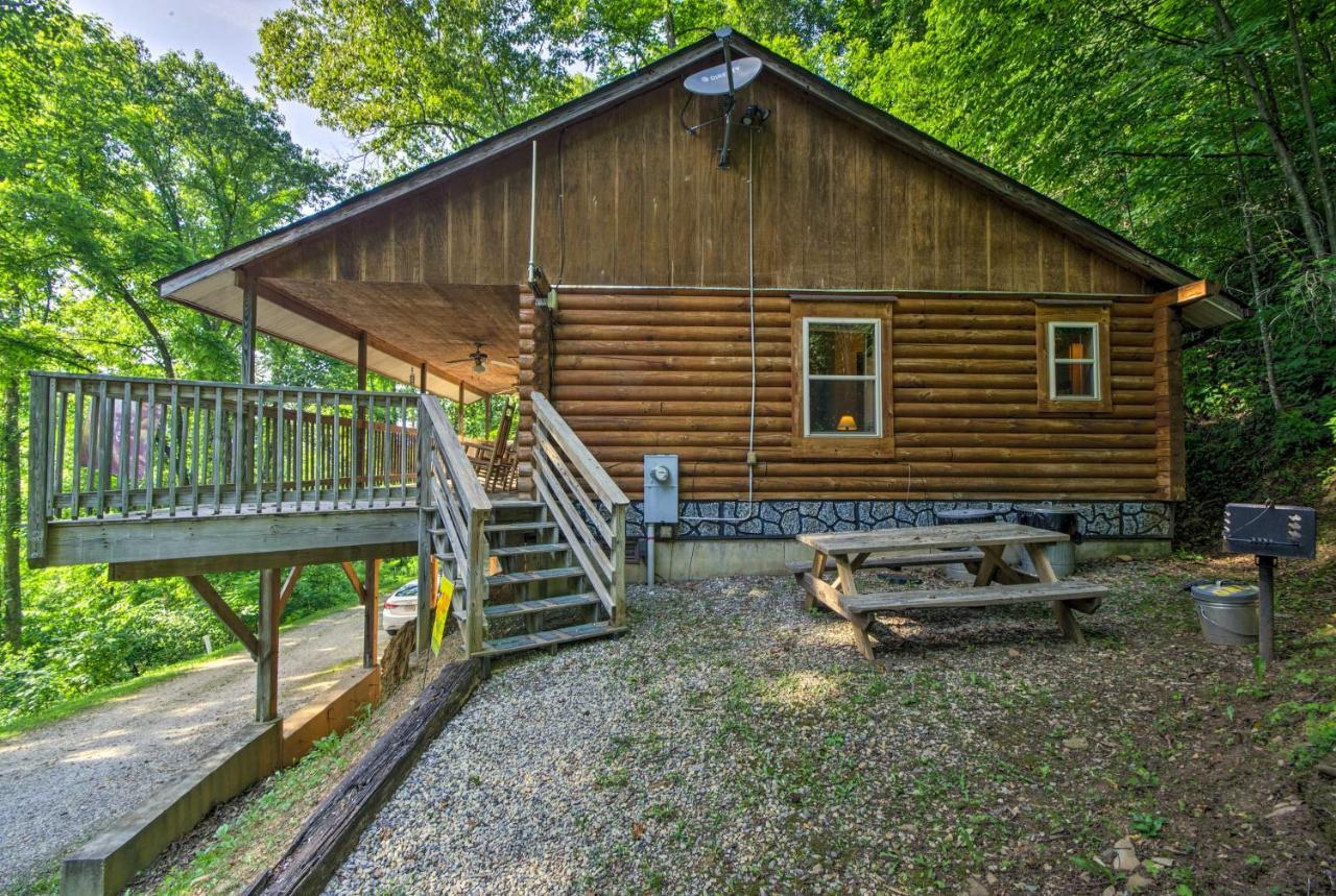 Cozy Deer Glen Cabin With Private Hot Tub And Porch! Bryson City Luaran gambar
